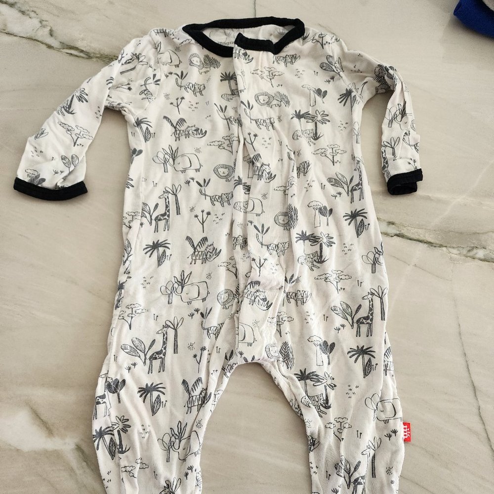 Magnetic Me sleeper